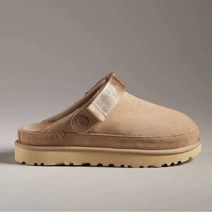 UGG Goldenstar Clog, 9.5, Sand